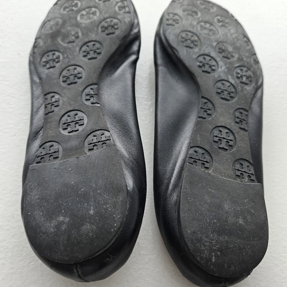 TORY BIRCH Black Leather Ballet Flat Size 8!